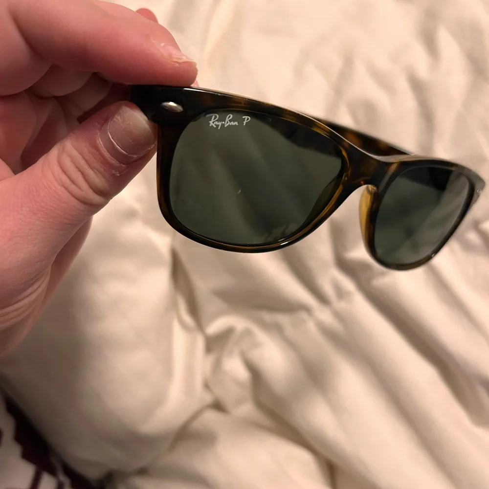 Ray-Ban Tortoise Shell sunglasses - Picture 9 of 14